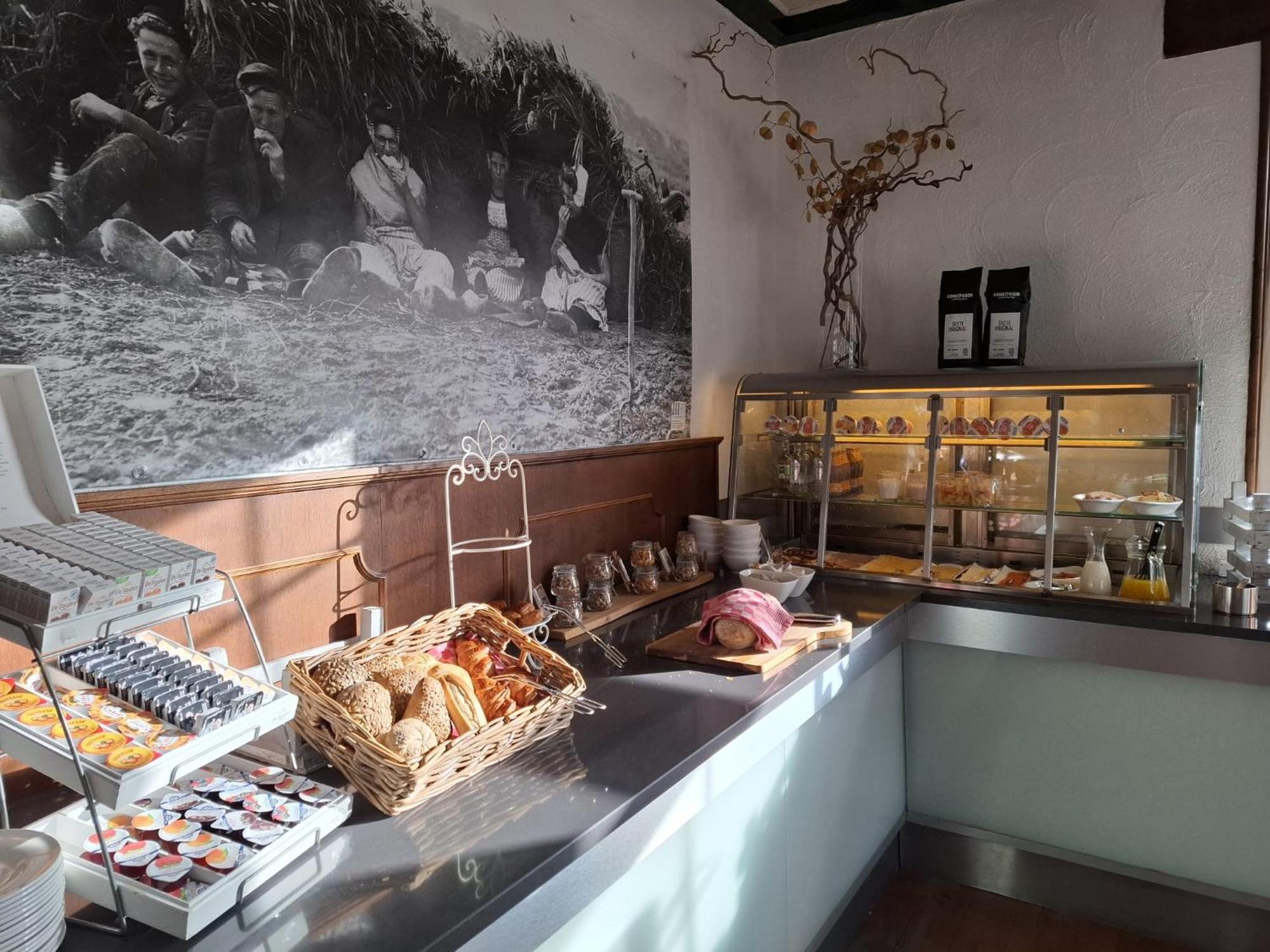 Strandhotel Dennenbos Oostkapelle Εξωτερικό φωτογραφία