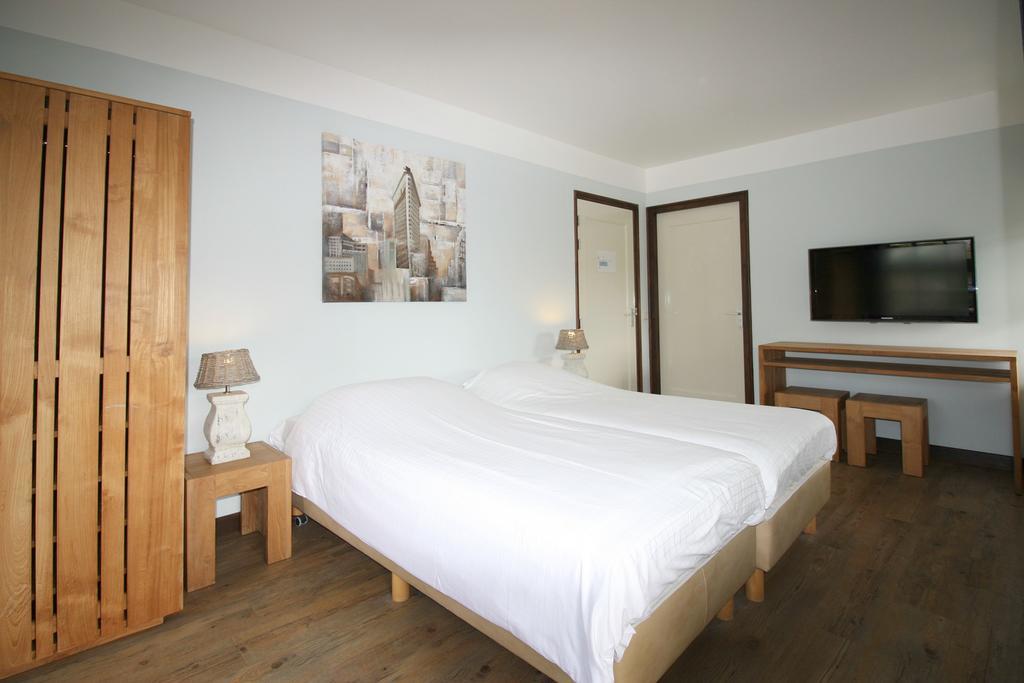 Strandhotel Dennenbos Oostkapelle Εξωτερικό φωτογραφία